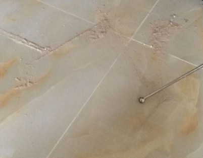 昭化瓷砖空鼓维修公司分享粘合剂选择不当在瓷砖铺贴过程中可能导致以下问题