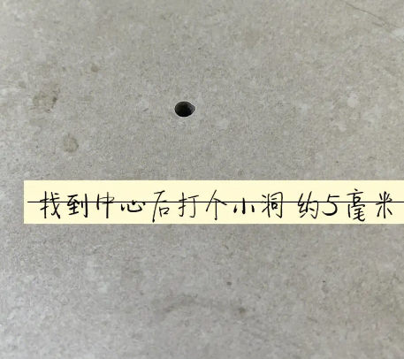 昭化瓷砖空鼓维修公司专业解答在瓷砖铺贴过程中，如果砂料搅拌不均匀，将会带来以下问题